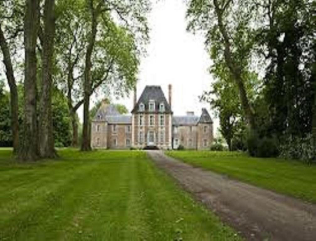 Chateau De Villars Villeneuve-sur-Allier Eksteriør billede